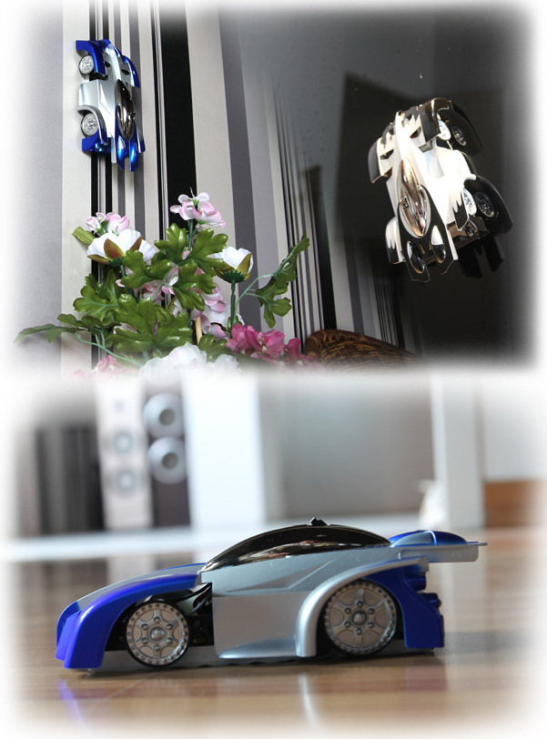 iPhone/iPod/iPadで操縦　RCカー／ラジコンカー