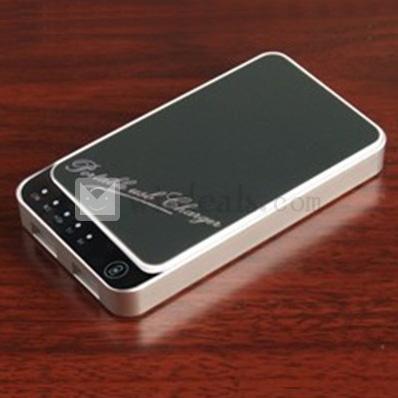 3000mAh 二つUSBポート付き【送料無料】ポリマー 通用タイプモバイルバッテリー　ブラック