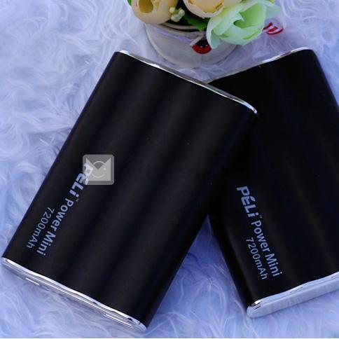 通用タイプモバイルバッテリー　7200mAh　ブラック