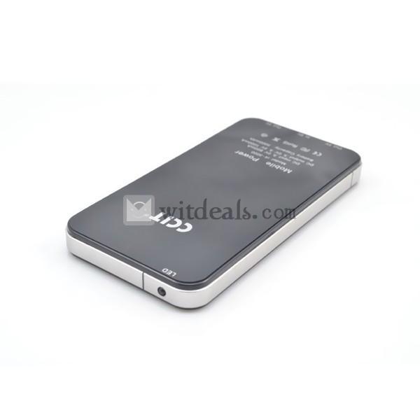 3000mAh USBポート iPhone4外観 iPad/iPhone モバイルバッテリー