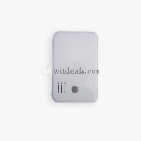 5000mAh　二つUSBポート付き　緊急マルチチャージャー／万能充電器　ホワイト