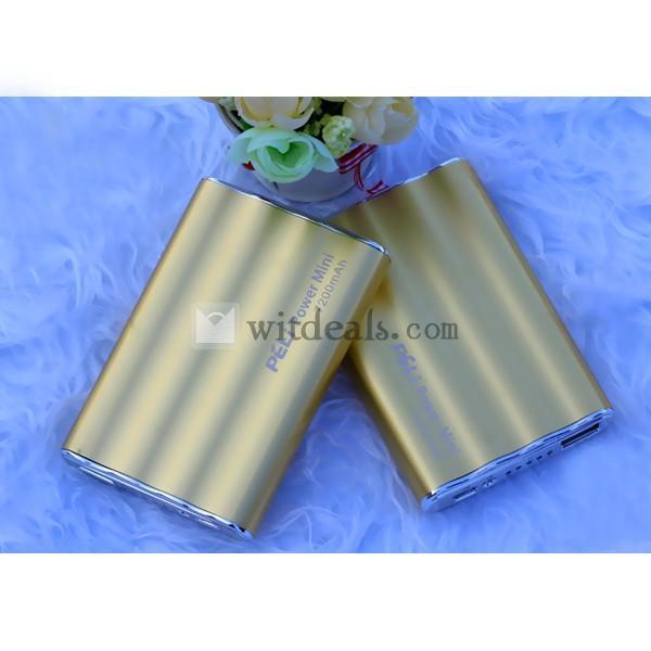 7200mAh　通用タイプモバイルバッテリー　イエロー