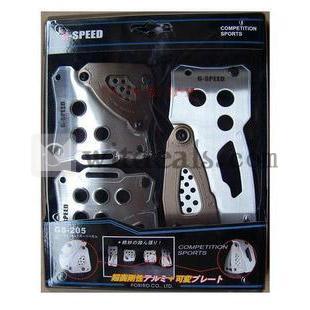 滑り止め　フットレスト／ペダルセット　オートマティックトランスミッションカー用　銀