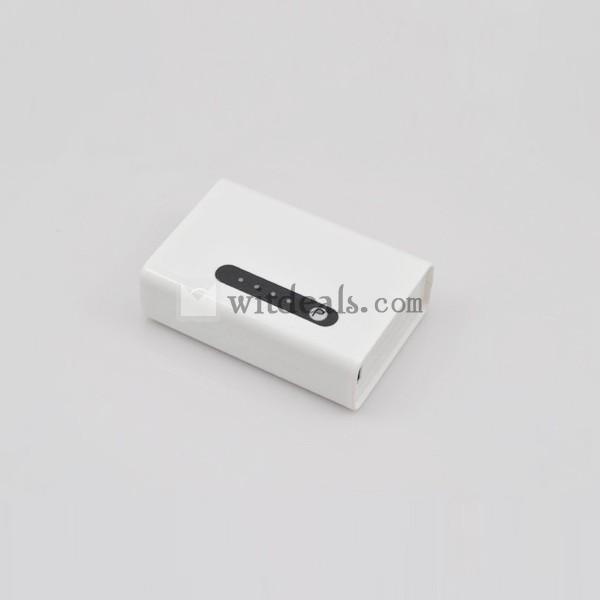 【送料無料】USBポート 5200mAh iPad/iPhoneモバイルバッテリー