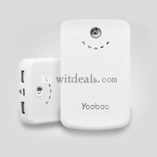 11200mAh　大容量モバイルバッテリー（iPhone 5・iPad・スマートフォン対応） 二つUSBポート　8つ充電用変換プラグ