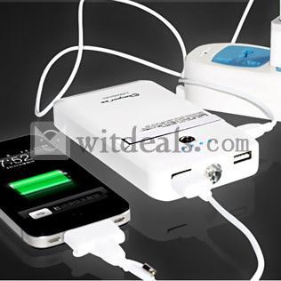 iPhone5対応可能　大容量モバイルバッテリー　10000mAhホワイト