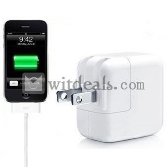 iPhone5にも対応　折り畳み USB充電器／チャージャ／充電アダプター　