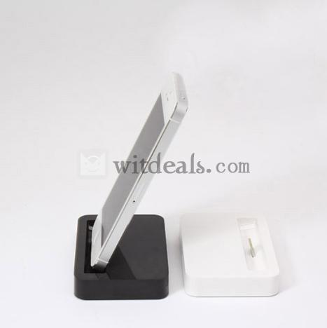 クレードルiPhone5充電器　iPhone 5 スタンド型充電器　ブラック