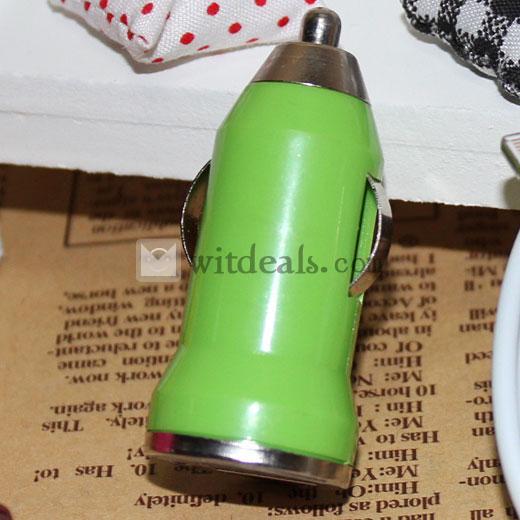 iPhone5ケーブル付き車載充電器／充電アダプタ　iPhone5対応　USB付き　グリーン