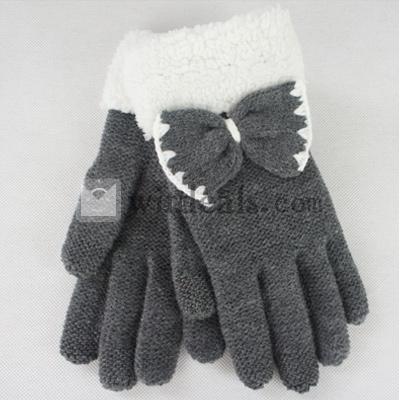 可愛い蝶結び　スマホ手袋　三つ指タッチ　スマホグローブ　スマートフォン手袋　レディース手袋　iPhone5手袋　タッチパネル 対応　人気プレゼント　ダークグレー