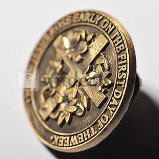 ジュエリー　復古風　メッキ　合金 十字架　バッジ　ブローチ　円い