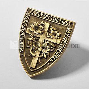 ジュエリー 合金 十字架　復古風　メッキ　バッジ　ブローチ　盾型