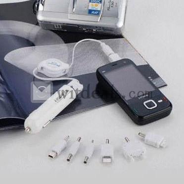 USBポート付き7継手自動車ユニバーサル充電器／iPhone車載アダプター／携帯用車内充電