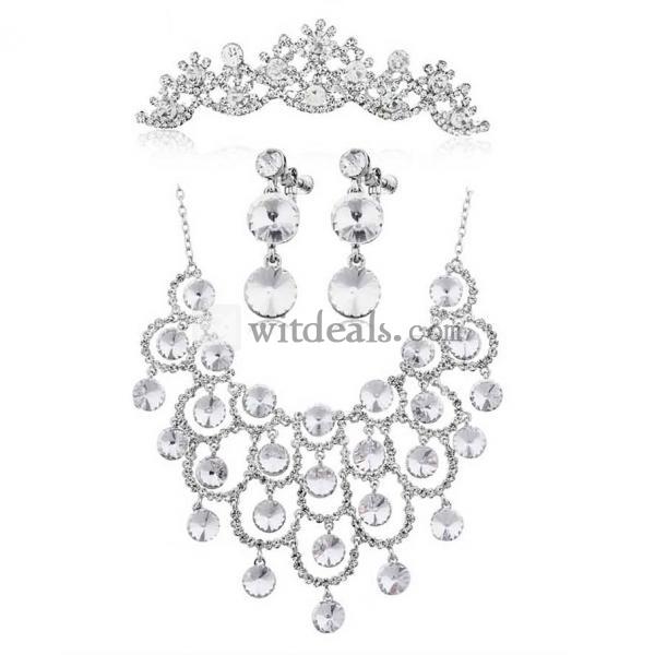 結婚式ネックレス　ブライダル ヘッドアクセサリー　結婚式アクセサリー3点セット（髪飾り、耳飾り、ネックレス）　ネックレスセット　イヤリングセット　ティアラ　 シルバー