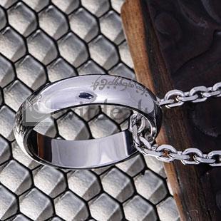 ネックレス ペア （メンズ　刻印入り）　ペアネックレス リング　 カップルネックレス　ペアアクセサリー　復古魔法リング　おしゃれなネックレス　銀色