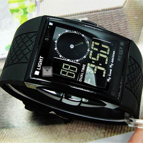 スポーツ　腕時計 デジタル 電子腕時計　デジタル腕時計　LED腕時計　デジタルウォッチ 　防水　メンズ　【ブラック】【S：小さなサイズ】