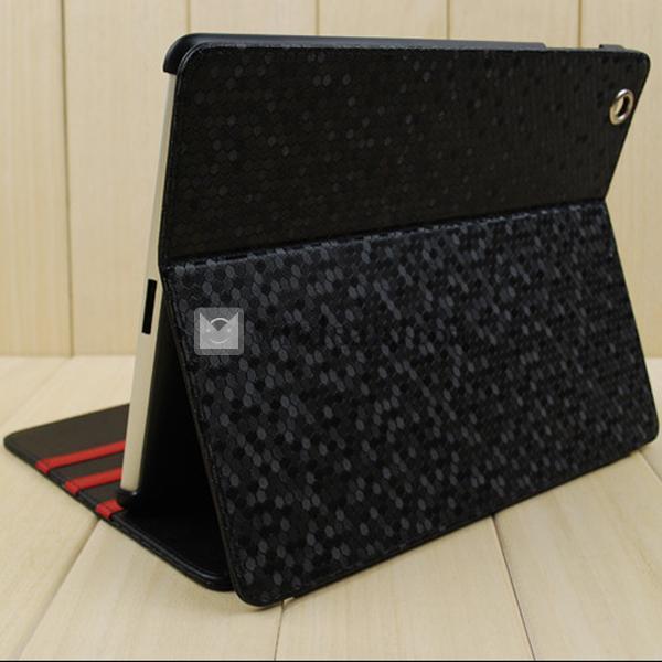 iPad4格子ケース／専用カバー　ピカピカレザー　ブラック