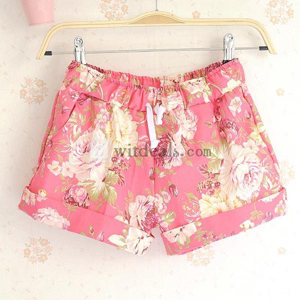 花柄ショートパンツ　ショート丈 夏物 短パン 柄パンツ ホットパンツ バンダナ　レディース　かわいい　ポケット