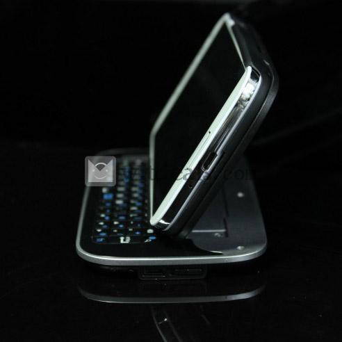 GALAXY S4専用Bluetoothキーボードケース　コンパクトに収納できるスライド式　一体型カバー　バックライト機能付　スタンド機能付