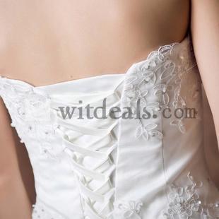 豪華 ウェディングドレス 刺繍 フリル ドレス 白 結婚式 ドレス 花嫁 二次会 人気 ベアトップ ミドルウェスト