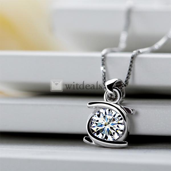 SWAROVSKI スワロフスキーネックレス レディース ラインストーンネックレス 首飾り アクセサリ通販 ギフトプレゼント カジュアル
