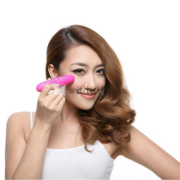 目元マッサージ美顔器 目くま・目袋のたるみをスッキリハンディー目マッサージ器 携帯便利 目の疲労回復 目元専用のマッサージ器