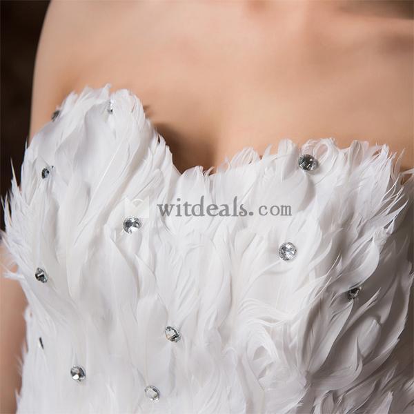 姫様ドレス ベアトップ 花嫁 パーティードレス ミドルウェスト 披露宴ドレス 胸元 パッド入り ホワイト