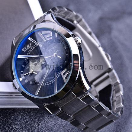 個性な腕時計 男性用時計 防水ウォッチ カレンダー付き 腕時計 watch ファッション 上品