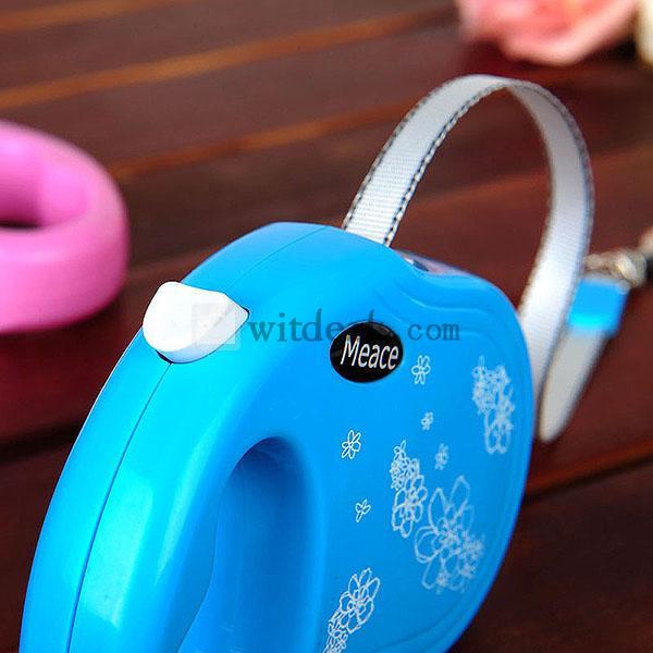 犬リード 犬グッズ リード ペット用品 自動巻取り式伸縮ハーネス 犬 リード 便利