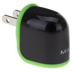 【送料無料】アップル(Apple) iPhone5 USB充電器　ブラックグリーン